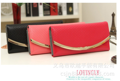 欧越手袋 女士长款钱包与时尚休闲包，低价招代理，共创箱包新商机